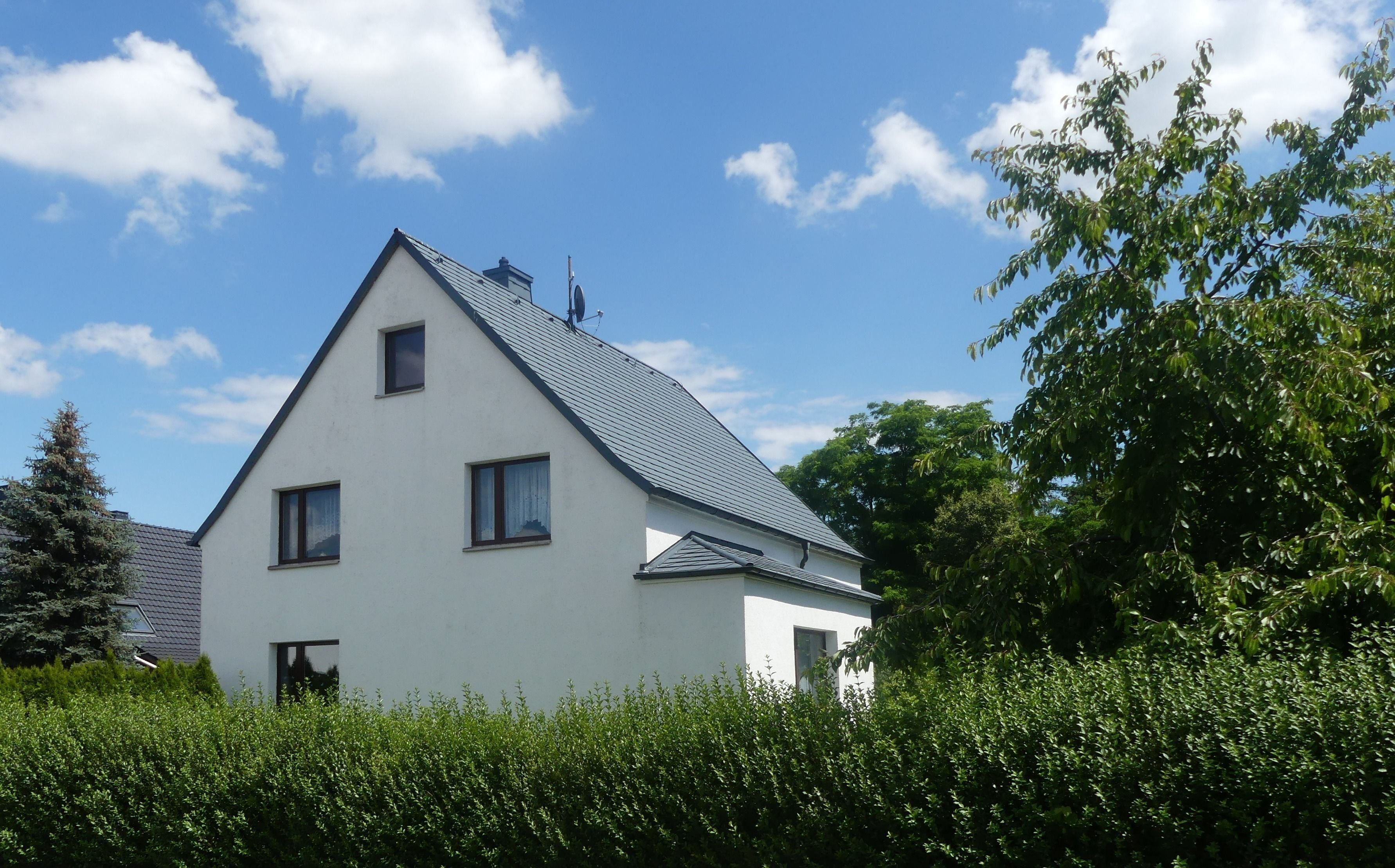 Einfamilienhaus zum Kauf 299.999,99 € 5 Zimmer 247 m²<br/>Wohnfläche 667 m²<br/>Grundstück Fuchshain Naunhof 04683