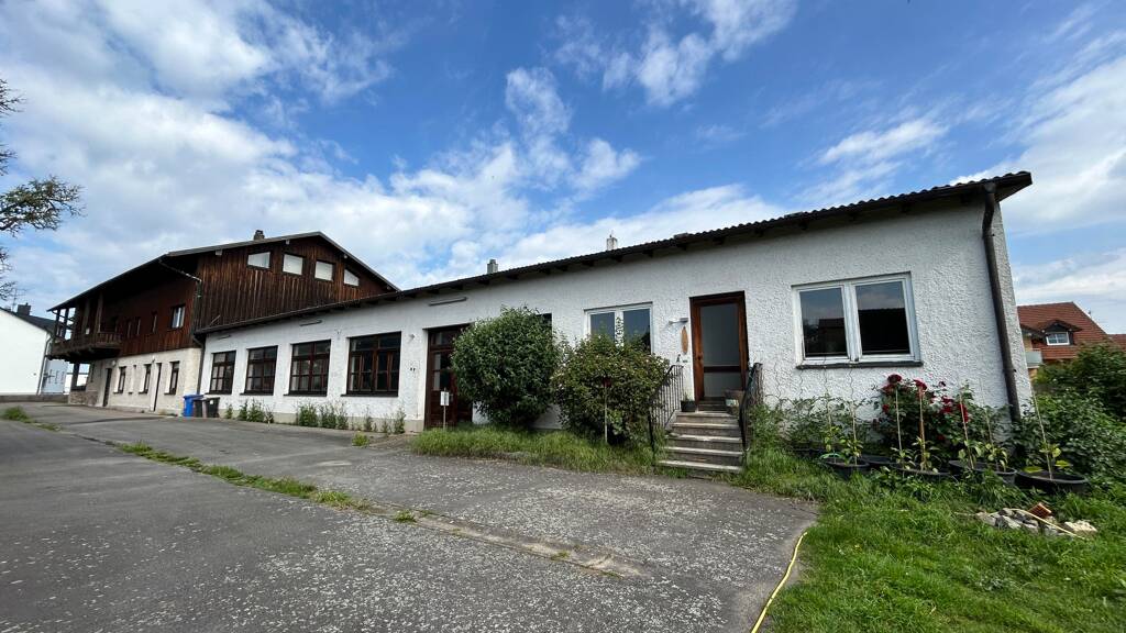 Haus zum Kauf 669.000 € 15 Zimmer 445 m² 2.416 m² Grundstück Janahof Cham 93413