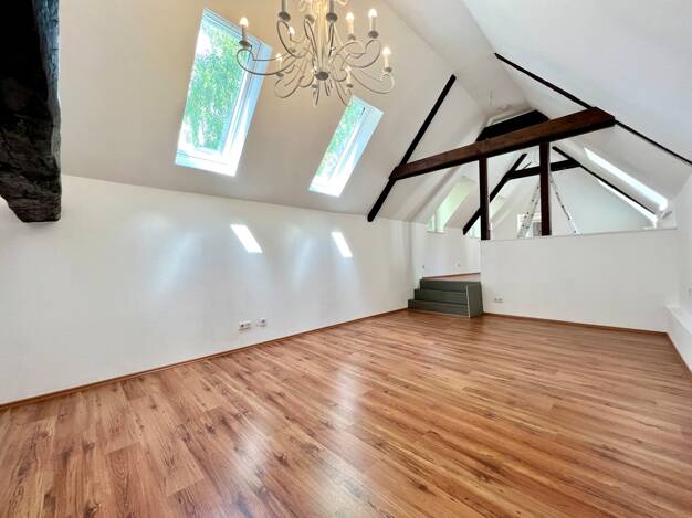 Wohnung zur Miete 1.170 € 3 Zimmer 129 m² 1. Geschoss frei ab 01.09.2025 Heppenheim - Stadt Heppenheim 64646