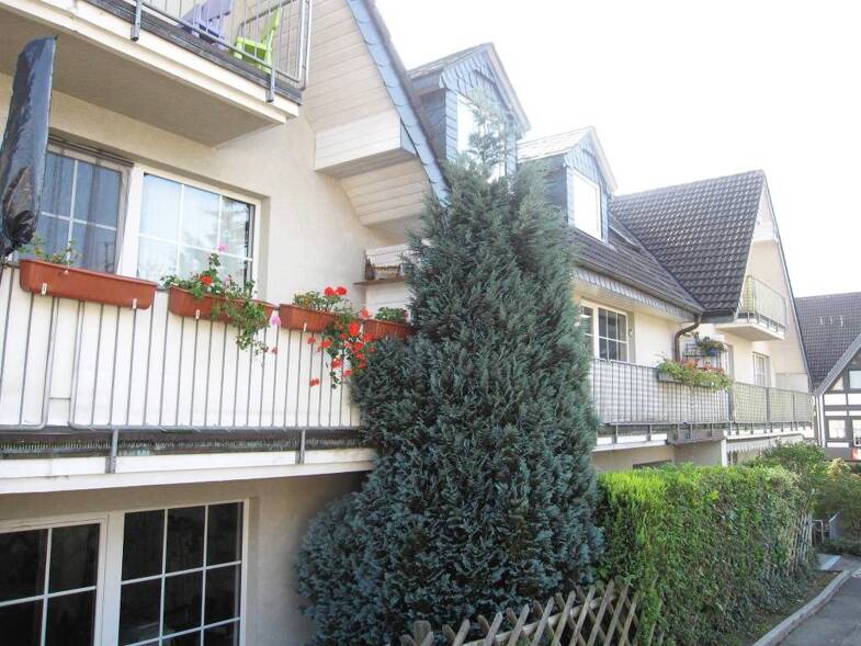 Praxisfläche zum Kauf 394.000 € Much Much 53804