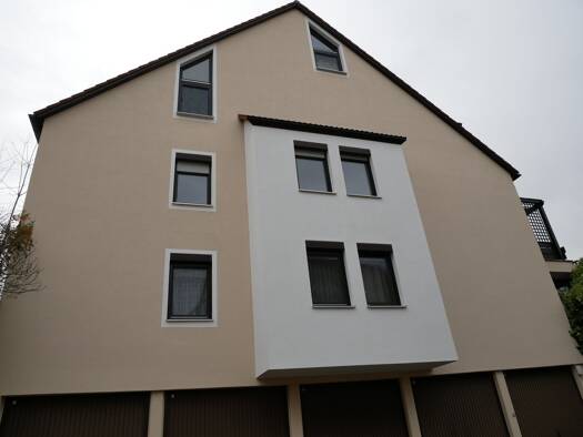 Wohnung zur Miete 990 € 3 Zimmer 88 m² 3 Geschosse Zirndorf 90513