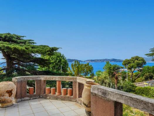 Einfamilienhaus zum Kauf 1.900.000 € 15 Zimmer 350 m² 603 m² Grundstück Le Faron-Fort-Rouge Toulon 83000