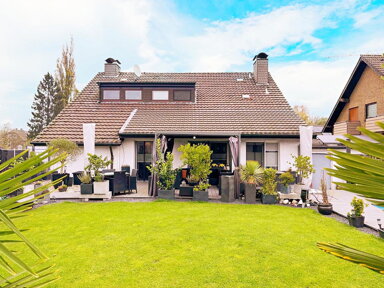 Mehrfamilienhaus zum Kauf provisionsfrei 795.000 € 7 Zimmer 275,8 m² 961 m² Grundstück Bergheim Duisburg 47228