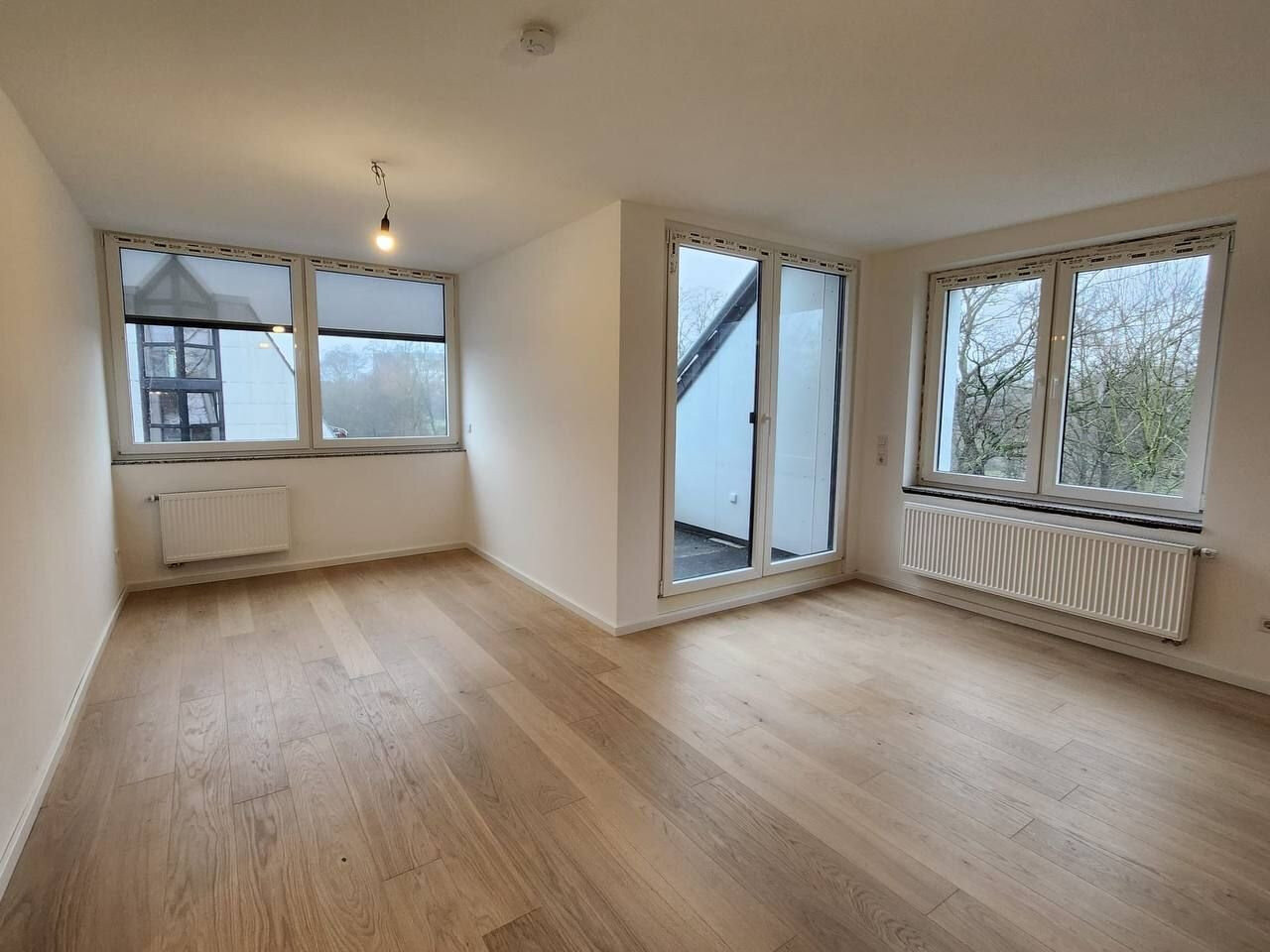 Wohnung zur Miete 1.550 € 3 Zimmer 96 m²<br/>Wohnfläche 5.<br/>Geschoss Düsseltal Düsseldorf 40239