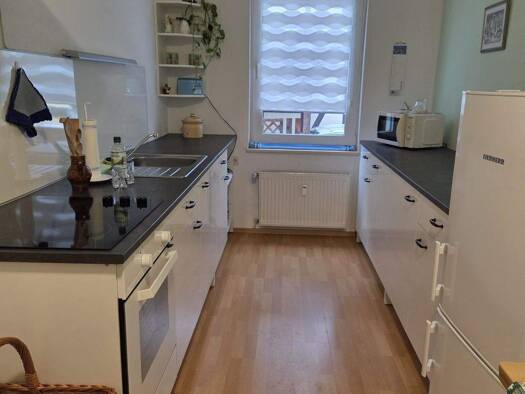 Wohnung zur Miete 430 € 2 Zimmer 63 m² 1. Geschoss frei ab 01.04.2026 Eisenach 99817