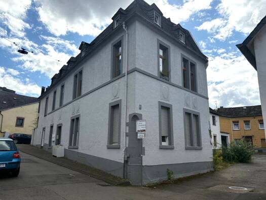 Mehrfamilienhaus zum Kauf provisionsfrei 460.000 € 9 Zimmer 165 m² 116 m² Grundstück Kürenz Trier 54295