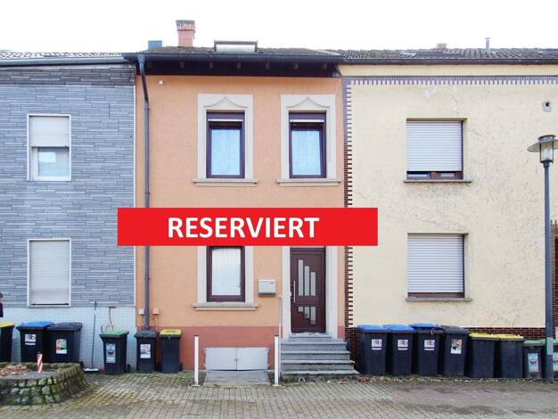 Reihenmittelhaus zum Kauf 119.000 € 4 Zimmer 103 m² 108 m² Grundstück frei ab sofort Rehlingen Rehlingen-Siersburg 66780