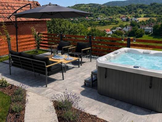 Haus zum Kauf 279.000 € 4 Zimmer 166 m² Daruvar Daruvar
