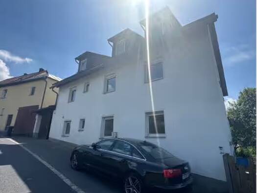Einfamilienhaus zur Miete 1.350 € 8 Zimmer 218 m² 368 m² Grundstück frei ab 01.09.2026 Falkenberg Falkenberg 95685