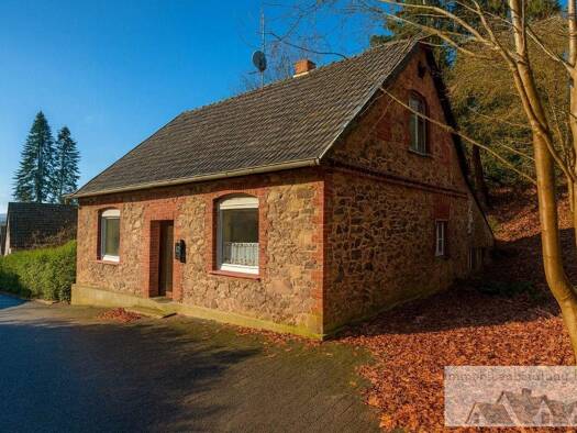 Einfamilienhaus zum Kauf 149.000 € 4 Zimmer 100 m² 1.181 m² Grundstück Vlotho 32602