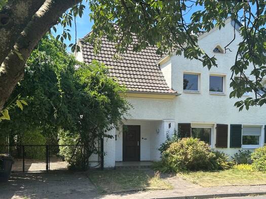 Doppelhaushälfte zum Kauf 648.000 € 4 Zimmer 97 m² 487 m² Grundstück Bilk Stadtbezirk 3 40221
