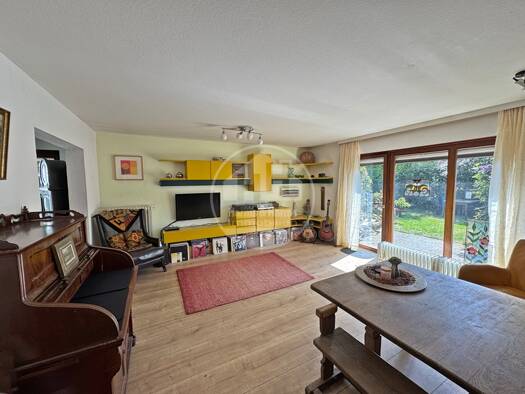 Einfamilienhaus zum Kauf 285.000 € 7 Zimmer 180 m² 933 m² Grundstück Popens Aurich / Popens 26605