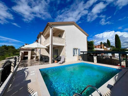 Mehrfamilienhaus zum Kauf 550.000 € 3 Zimmer 150 m² Vodovodna ulica 8 Umag 52470