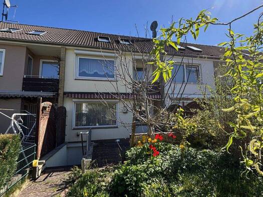 Haus zum Kauf 369.000 € 5 Zimmer 103 m² 147 m² Grundstück Harksheide Norderstedt 22844