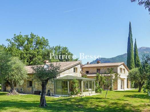 Einfamilienhaus zum Kauf 2.700.000 € 20 Zimmer 887 m² 22.557 m² Grundstück Le Bar-sur-Loup 06620