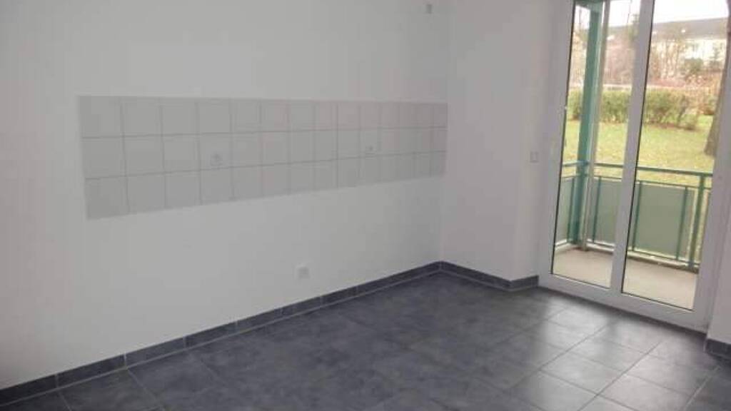 Studio zur Miete 295 € 2 Zimmer 55 m² 1. Geschoss frei ab sofort Hofer Str. 32 Sonnenberg Chemnitz 09130