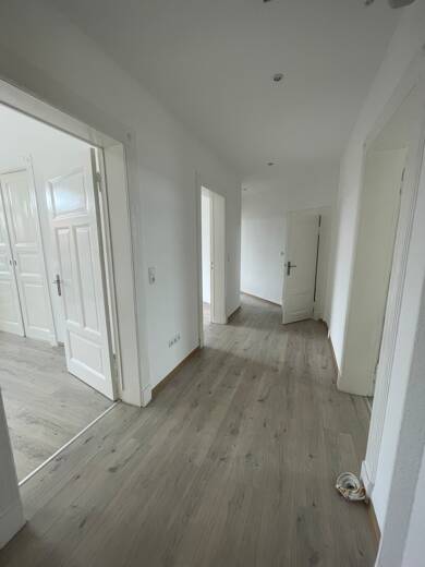 Wohnung zur Miete 575 € 3 Zimmer 88 m² 3. Geschoss frei ab sofort Heppens Wilhelmshaven 26384