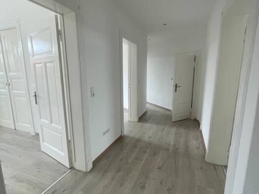Wohnung zur Miete 615 € 3 Zimmer 88 m² 3. Geschoss frei ab sofort Heppens Wilhelmshaven 26384