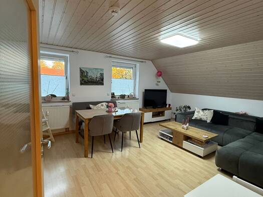 Wohnung zur Miete 1.280 € 3 Zimmer 80 m² Geschoss 3/3 frei ab 01.12.2026 Erding Erding 85435