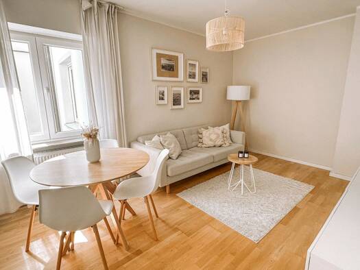 Wohnung zum Kauf 285.000 € 2 Zimmer 41 m² 1. Geschoss Ost Stuttgart 70188