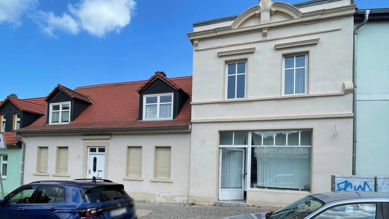 Mehrfamilienhaus zum Kauf 149.000 € 5 Zimmer 135,8 m² 278 m² Grundstück Bernburg Bernburg 06406