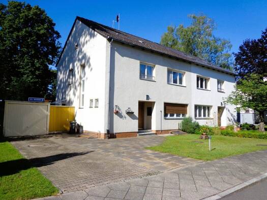 Doppelhaushälfte zur Miete 1.800 € 6 Zimmer 136 m² 506 m² Grundstück frei ab 01.10.2026 Kladow Berlin 14089
