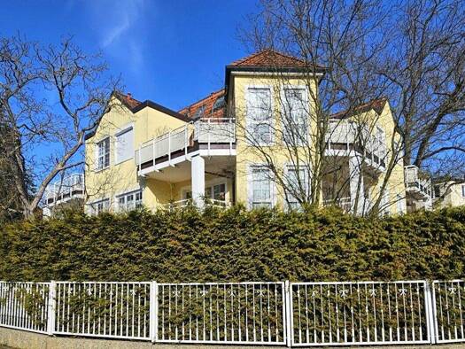 Wohnung zum Kauf 285.000 € 2 Zimmer 64 m² 1. Geschoss Zehlendorf Berlin 14165