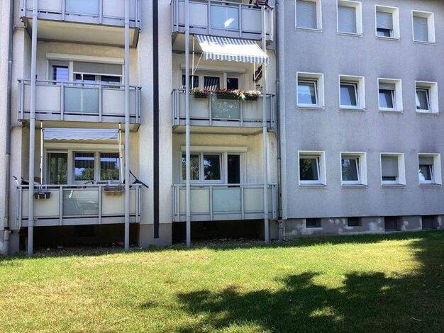 Wohnung zur Miete 423 € 2 Zimmer 50,8 m² frei ab 08.12.2025 Breslauer Str. 31 Butendorf Gladbeck 45968
