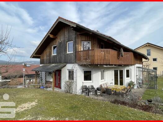 Einfamilienhaus zum Kauf 419.000 € 7 Zimmer 180 m² 843 m² Grundstück Viechtach 94234