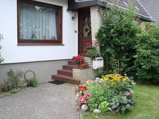 Haus zum Kauf 197.000 € 4 Zimmer 71,2 m² 389 m² Grundstück Nordstadt Flensburg 24939