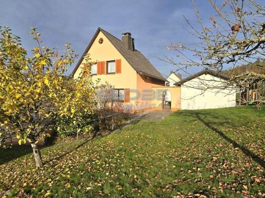 Einfamilienhaus zum Kauf provisionsfrei 327.000 € 5 Zimmer 125,6 m² 848 m² Grundstück frei ab sofort Niederems Waldems 65529