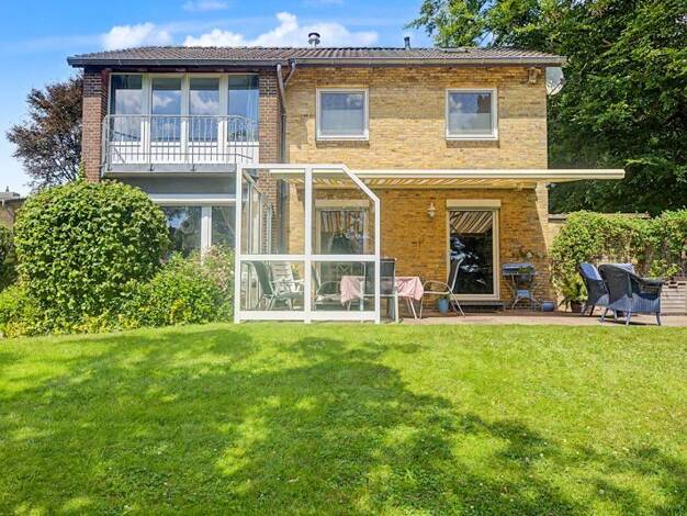 Einfamilienhaus zum Kauf 750.000 € 3 Zimmer 102 m² 1.464 m² Grundstück Husum Husum 25813