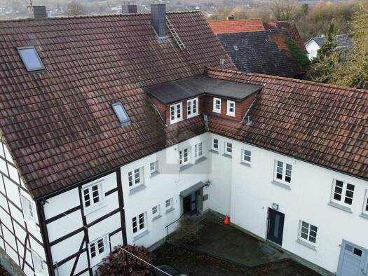 Einfamilienhaus zum Kauf 760.000 € 13 Zimmer 390 m² 2.072 m² Grundstück Körbecke Möhnesee 59519