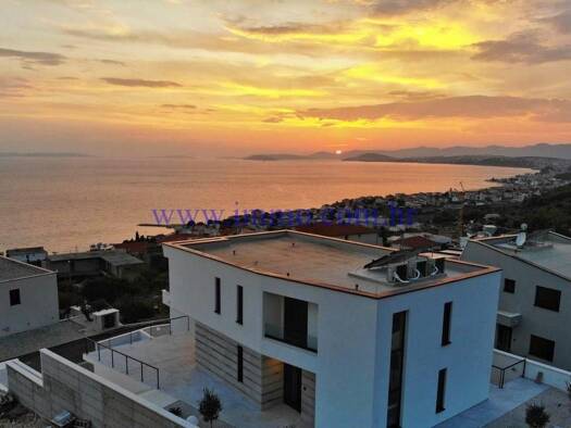 Haus zum Kauf 2.399.000 € 4 Zimmer 320 m² Split