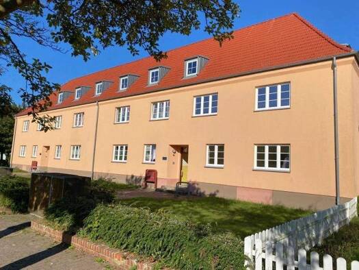 Wohnung zur Miete 506 € 2 Zimmer 69,3 m² Dranske 18556