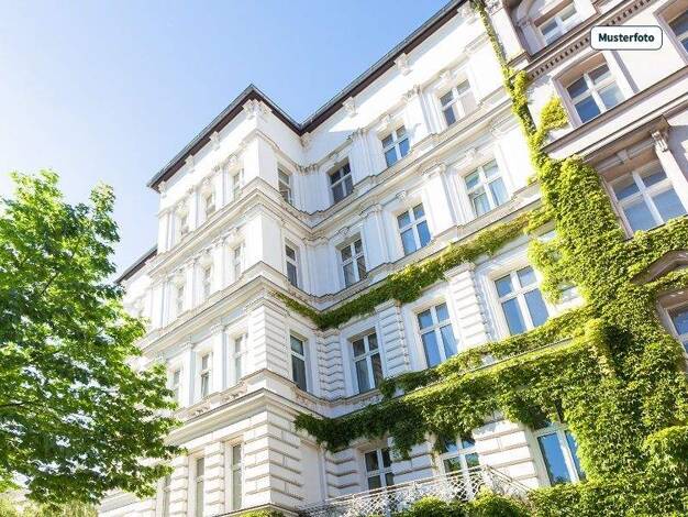 Wohnung zum Kauf provisionsfrei 112.000 € 2 Zimmer 61 m² Innenstadt Hof 95028
