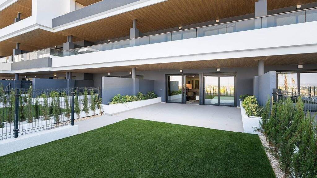 Terrassenwohnung zum Kauf provisionsfrei 334.000 € 3 Zimmer 110 m² Calle Jose Carreras Torrevieja 03183