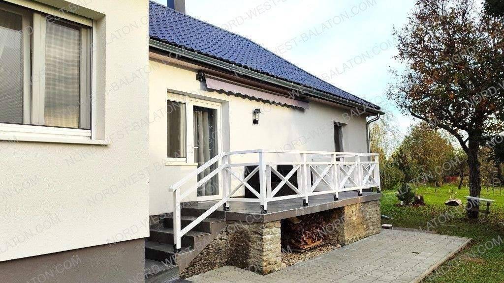 Einfamilienhaus zum Kauf provisionsfrei 265.000 € 4 Zimmer 100 m² 1.090 m² Grundstück Hévíz 8380