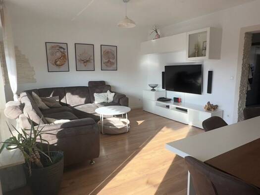 Wohnung zum Kauf provisionsfrei 245.000 € 3 Zimmer 82 m² Geschoss 1/3 Bartenbach Göppingen 73035