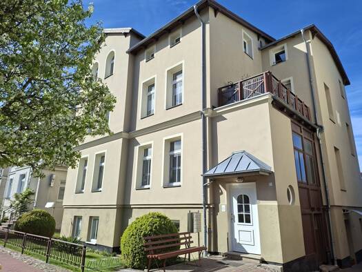 Mehrfamilienhaus zum Kauf 1.090.000 € 10 Zimmer 480 m² 879 m² Grundstück Lessingstr. 4 Bad Doberan Bad Doberan 18209