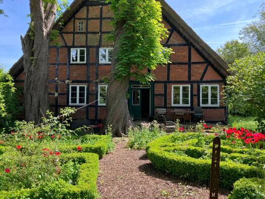 Bauernhaus zum Kauf provisionsfrei 210.000 € 5,5 Zimmer 153 m² 9.442 m² Grundstück frei ab sofort Schönberg Schönberg 23923