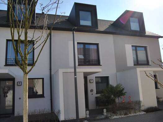 Reihenmittelhaus zum Kauf 499.000 € 5 Zimmer 145 m² 240 m² Grundstück Brechten Dortmund 44339