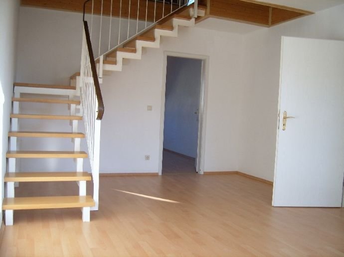 Wohnung zur Miete 575 € 4 Zimmer 88 m²<br/>Wohnfläche 2.<br/>Geschoss ab sofort<br/>Verfügbarkeit Hauptstraße 28c Kändler Limbach-Oberfrohna 09212