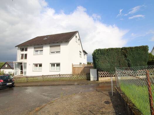 Mehrfamilienhaus zum Kauf 280.000 € 13 Zimmer 314 m² 889 m² Grundstück frei ab sofort Greene Einbeck 37574