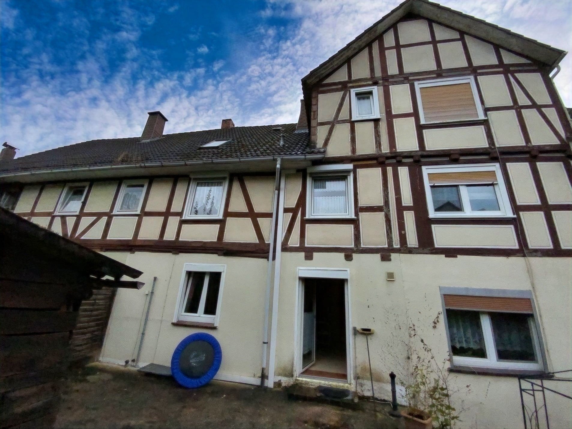 Einfamilienhaus zum Kauf 95.000 € 6 Zimmer 146 m²<br/>Wohnfläche 198 m²<br/>Grundstück ab sofort<br/>Verfügbarkeit Wickenrode Helsa 34298