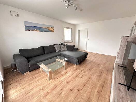 Wohnung zur Miete 495 € 3 Zimmer 72 m² 1. Geschoss frei ab 01.01.2026 Grub Grub am Forst 96271