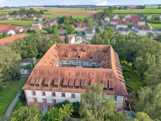 Wohnung zum Kauf 199.000 € 2 Zimmer 57,6 m² EG Gebelkofen Obertraubling 93083