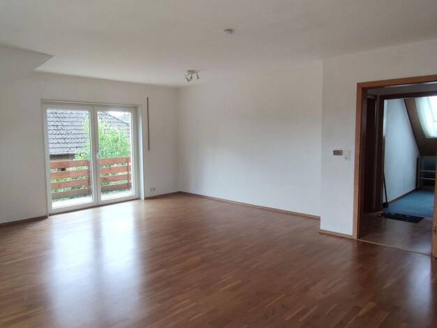 Wohnung zur Miete 650 € 4 Zimmer 100 m² 1. Geschoss Weidenstraße 37 Isernhagen H.B. Isernhagen 30916