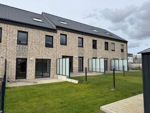 Reihenmittelhaus zur Miete - Erstbezug 1.359 € 5 Zimmer 108,8 m² Am Feldscheunenteich 8c Reislingen Wolfsburg 38446