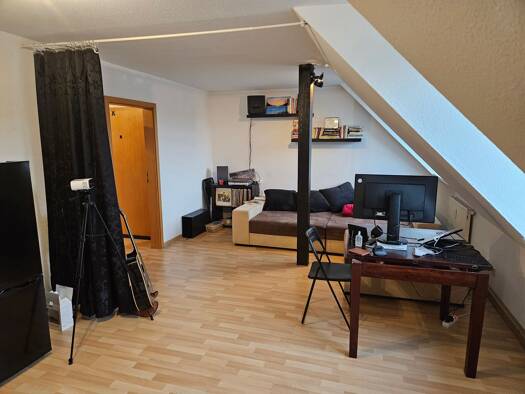 Wohnung zur Miete 372 € 2 Zimmer 41,7 m² Geschoss 3/4 frei ab sofort Eifelweg 1 Naußlitz Dresden 01159